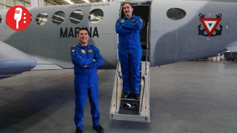 Semar conmemora el centenario de la Aviación Naval y honra a su personal