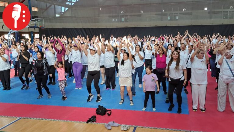 8M: Más de mil 200 mujeres participan en clase de defensa personal en Sinaloa