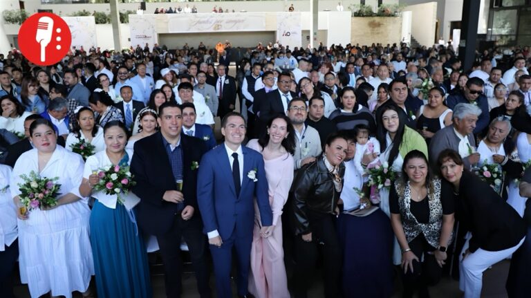 245 parejas celebran bodas comunitarias en Álvaro Obregón