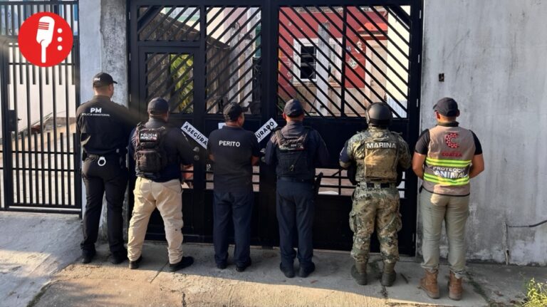 Rescatan ocho perros maltratados en Coatzacoalcos