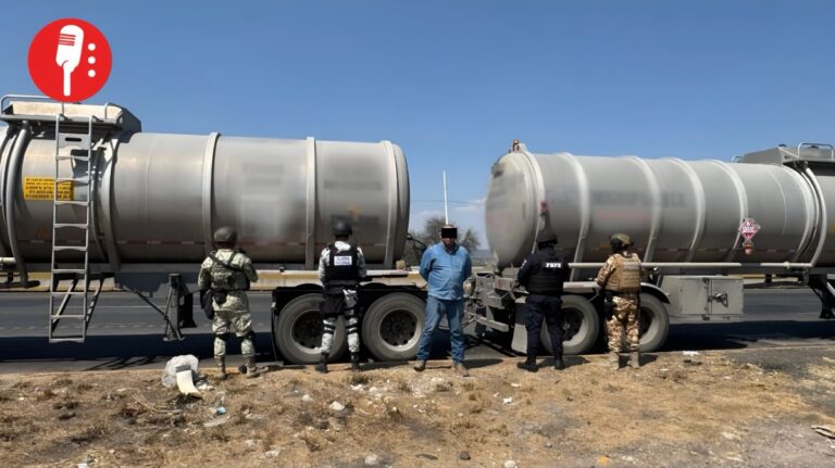 Aseguran tráileres con combustible robado en Guanajuato
