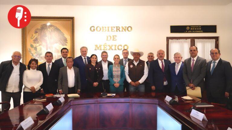 Sheinbaum se reúne con la gobernadora de Colima y productores azucareros