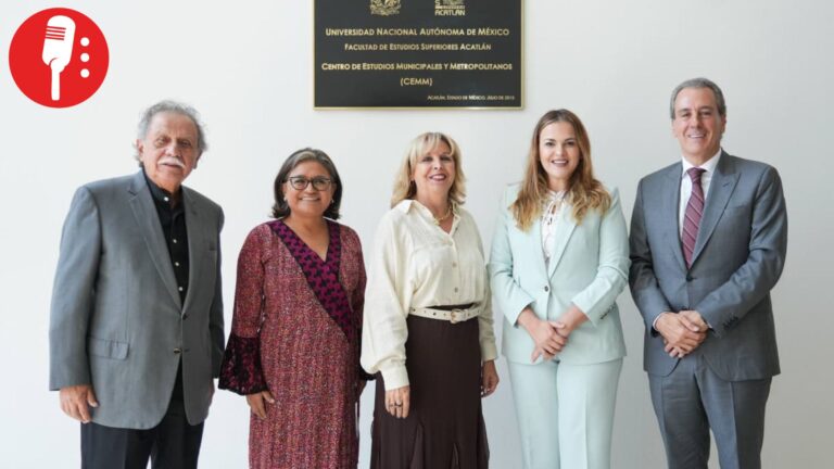 Gobierno de Puebla participa en coloquio UNAM y expone agenda de gobierno local