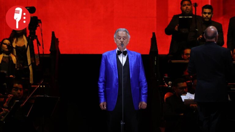 Bocelli conquista a más de 130 mil personas en el Zócalo con un show de ópera y cumbia
