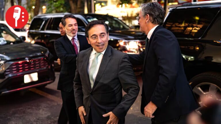 Llega a México José Manuel Albares, canciller de España; busca fortalecer relación bilateral