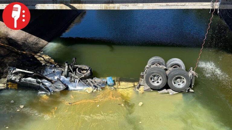 Pipa derrama químicos en canal y deja sin agua a tres municipios de Sonora