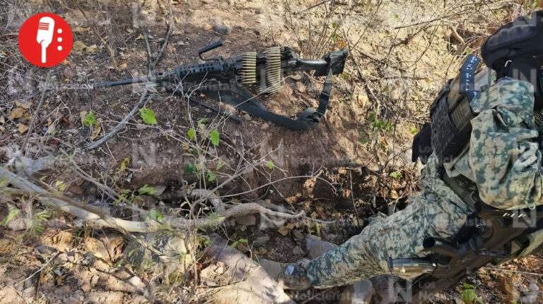 Ejército asegura arsenal en Tepuche, Culiacán