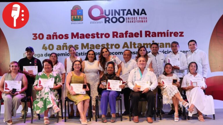Reconocen a 366 docentes por décadas de servicio en Quintana Roo