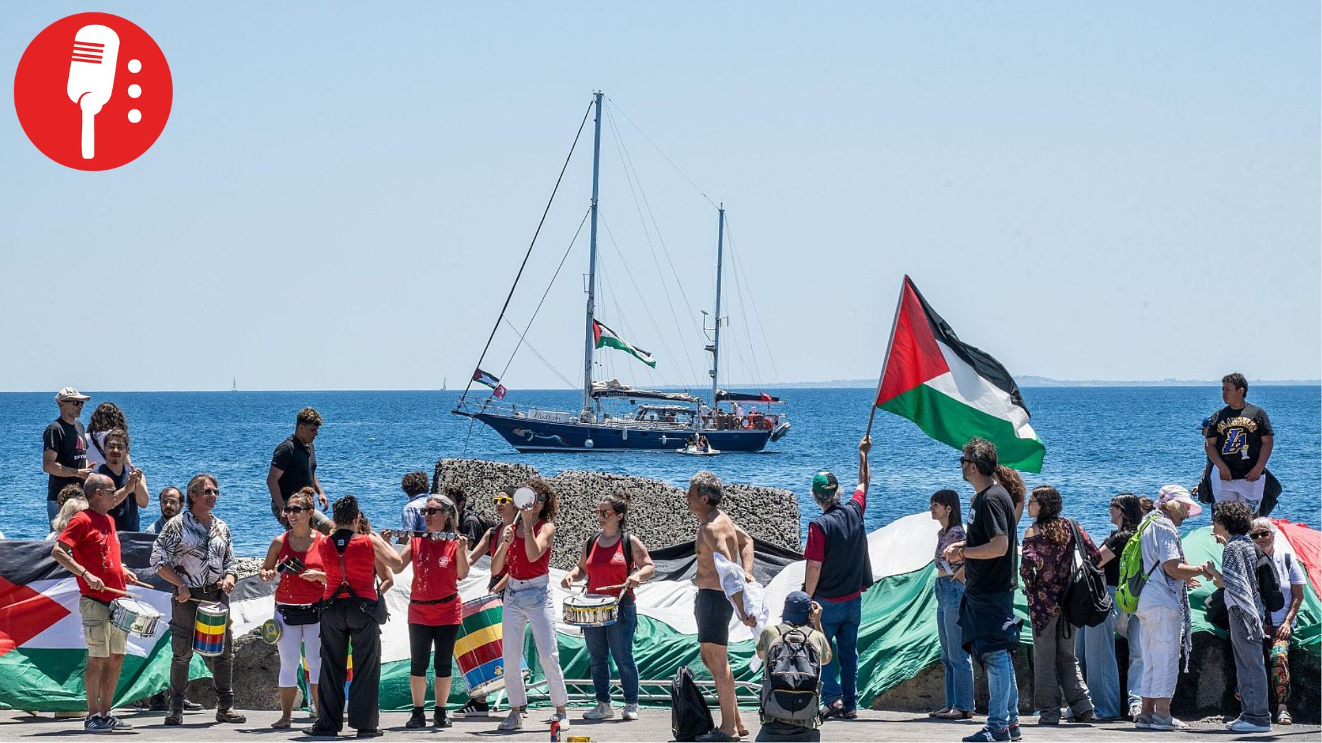 Israel deporta a activistas sometidos y desata presión internacional