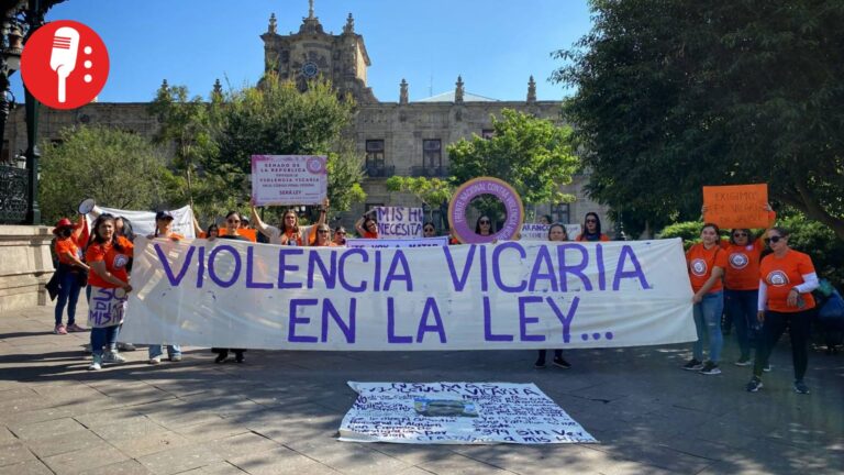 Acusan a Pablo Lemus de frenar entrada en vigor de la Ley Vicaria en Jalisco; presentan amparo