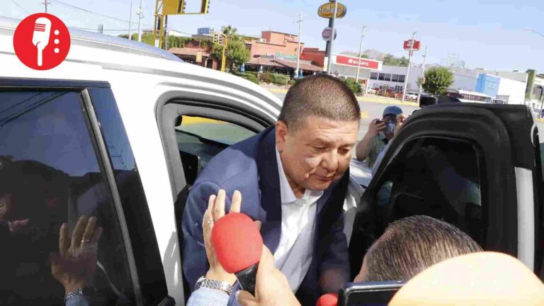 César Jáuregui, exfiscal de Maru Campos, comparece ante la FGR