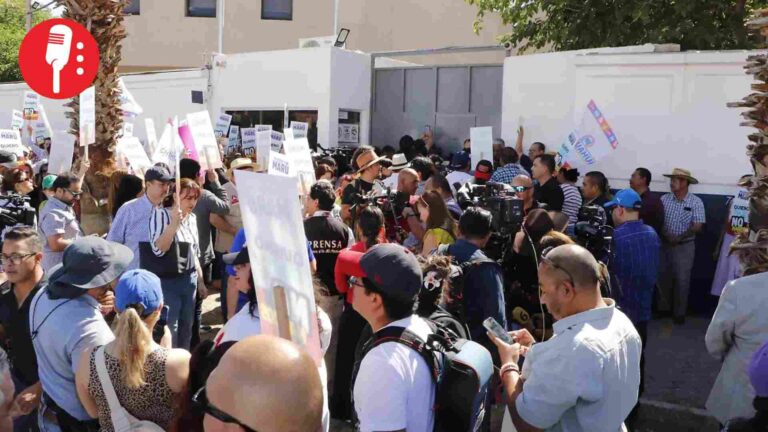 Acarreados del PAN se golpean entre ellos; les prometieron pago y no les cumplieron