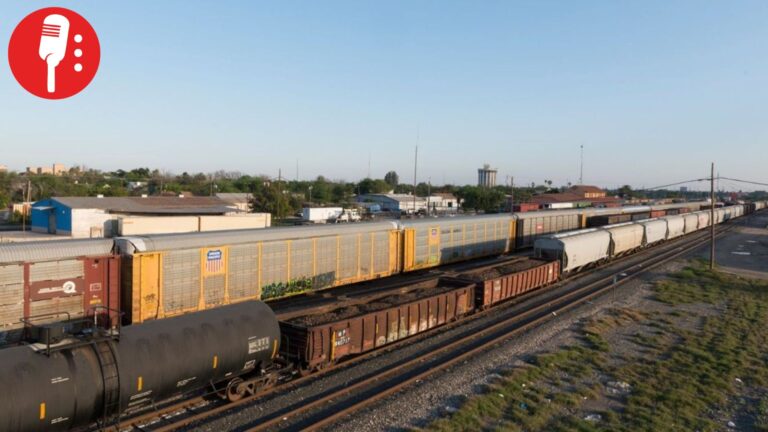 Hallan seis cuerpos dentro de vagón de tren en Texas, cerca de frontera con México