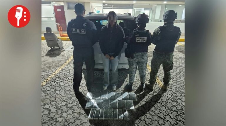 Mujer de EUA arrestada con 59 mil dosis de cocaína en León