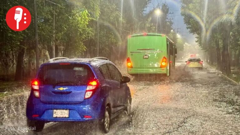 Activan alerta roja por lluvias torrenciales y granizo en siete alcaldías de la CDMX