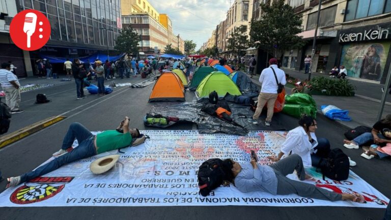 Comerciantes amenazan con movilizaciones ante pérdidas millonarias por plantón de CNTE