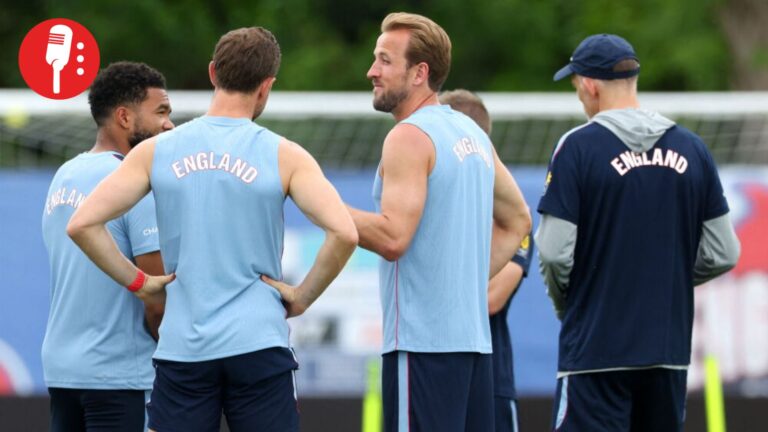 Roban equipo de entrenamiento de Inglaterra en campamento de Kansas City