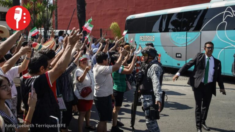 Aficionados mexicanos despiden con cariño a Irán antes de su debut en el Mundial