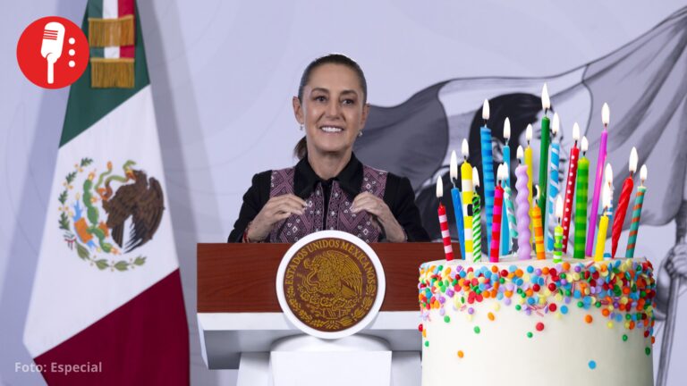 Claudia Sheinbaum cumple 64 años y recibe “Las Mañanitas” en plena Mañanera del Pueblo