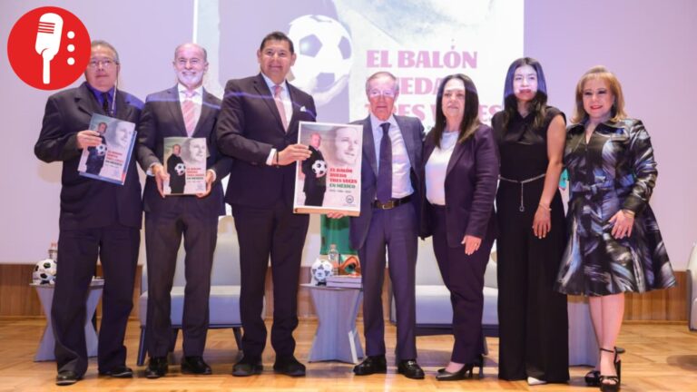 Puebla presenta “El balón rueda tres veces en México”, libro mundialista de José Ramón Fernández