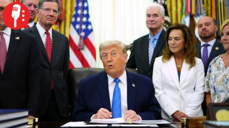 Trump vuelve a amagar con no renovar T-MEC