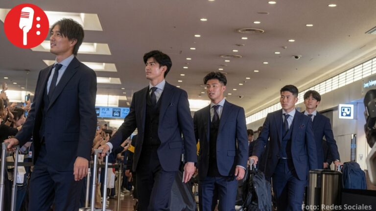 Hinchas japoneses dan emotivo recibimiento a su selección tras ser eliminados del Mundial