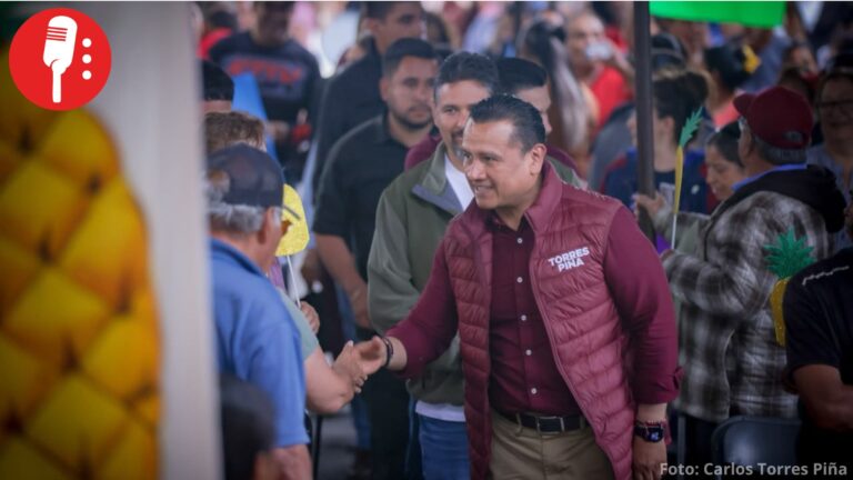 Balnearios, artesanos y transportistas exponen retos a Carlos Torres Piña en Huandacareo