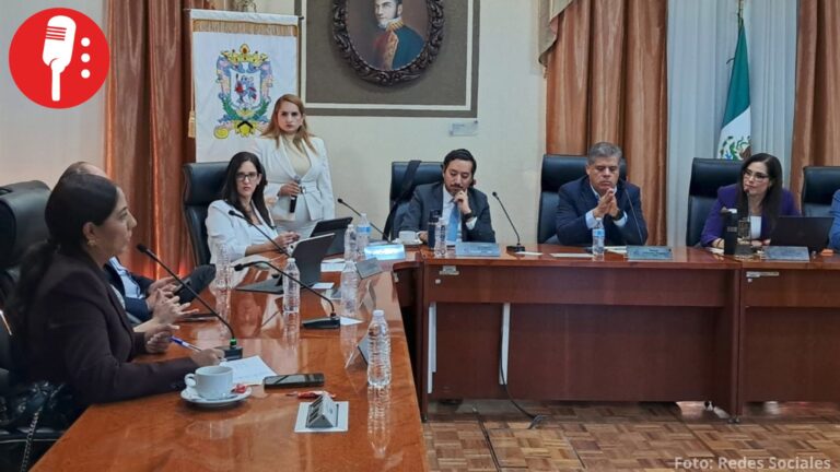 Piden renuncia de la contralora de León tras minimizar denuncias de acoso