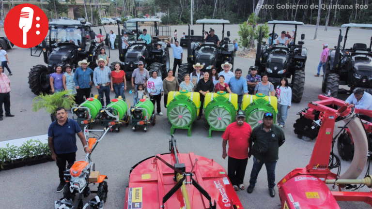 Gobierno de Quintana Roo entrega maquinaria agrícola para fortalecer al campo y la producción rural