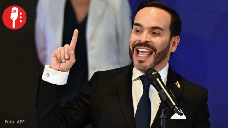 Sin pruebas, De la Espriella acusa a Petro de planear un golpe de Estado en Colombia