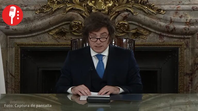Ni la calculadora aguantó: Milei presume una inflación de 12.8 trillones por ciento desde 1935