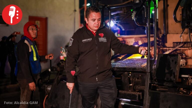 Janecarlo Lozano arranca repavimentación de 8.2 kilómetros en Cuautepec