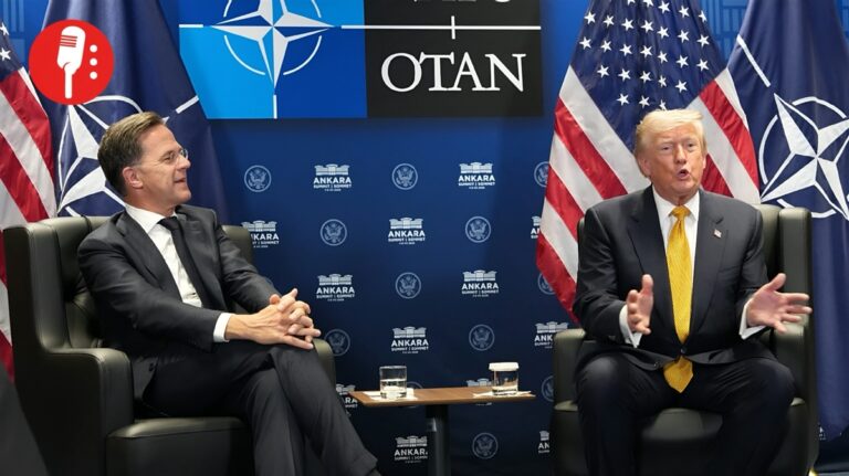 Trump se compara con Lenin y bromea sobre el comunismo