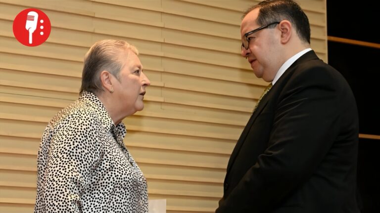 Rector de la UNAM destituye a Patricia Dávila de la Secretaría General