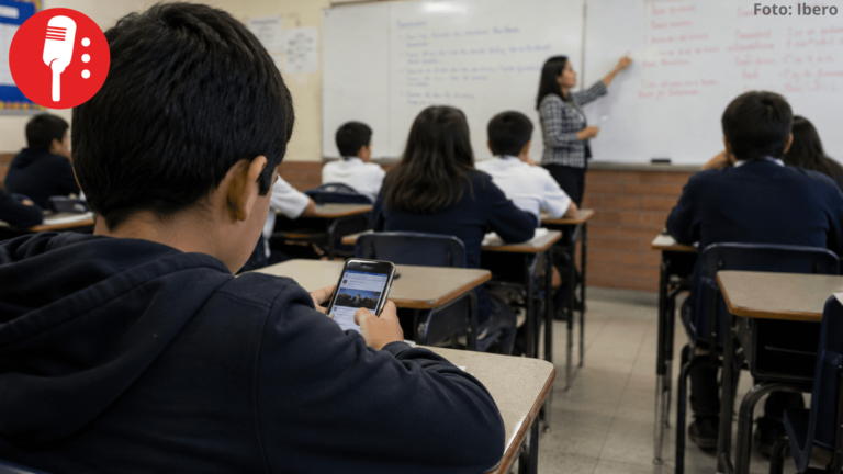 Más de 20 estados avanzan en la regulación de celulares en escuelas