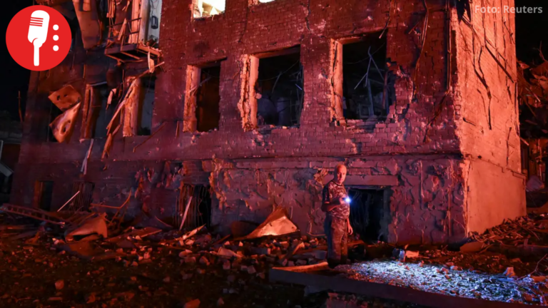 Misiles rusos alcanzan hospital infantil en Kiev; ataque deja cinco muertos en Zaporiyia