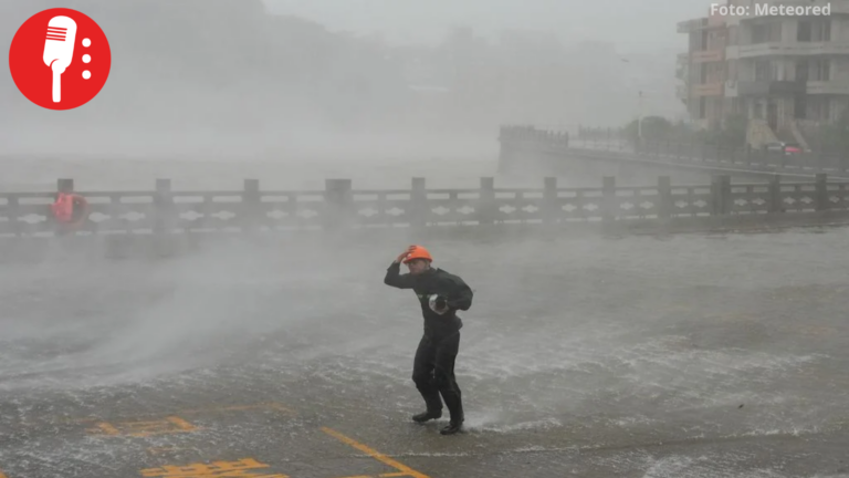 Tifón Dolphin deja 1.6 millones de evacuados y paraliza vuelos en China
