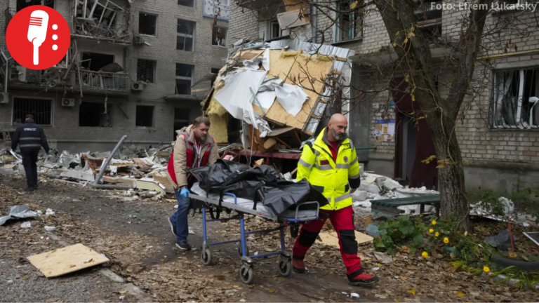 Autoridades de Ucrania piden evacuar Jersón ante intensificación de ataques rusos