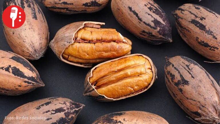 China impone aranceles del 51.6% a nueces pecanas de México