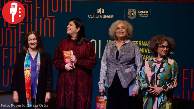 Angela Davis desborda la UNAM; llama a mantener la esperanza y organizarse