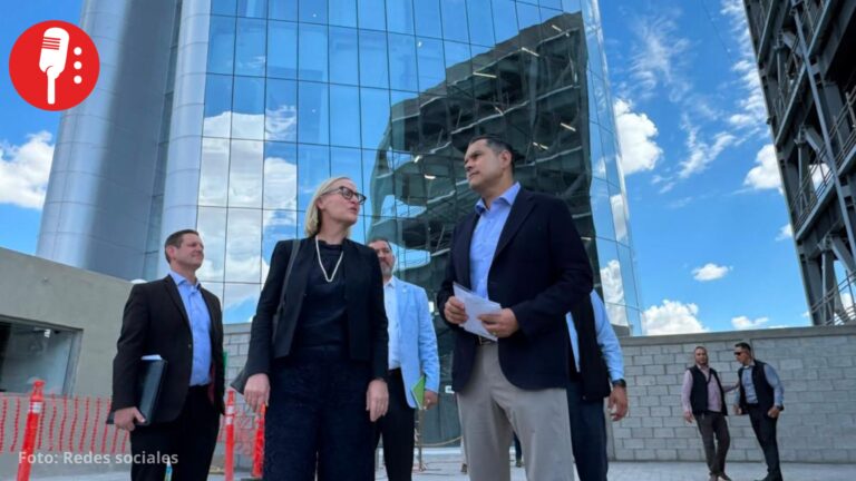 Cónsul de EUA conoce la Torre Centinela de Maru Campos
