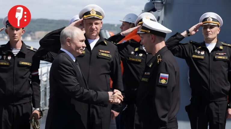 Putin amenaza con represalias globales si Occidente captura buques rusos