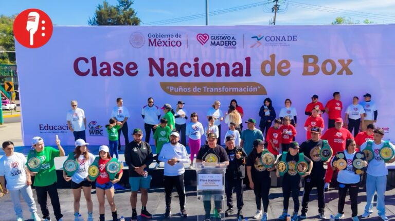 Puños de transformación reúne a miles en la alcaldía Gustavo A. Madero