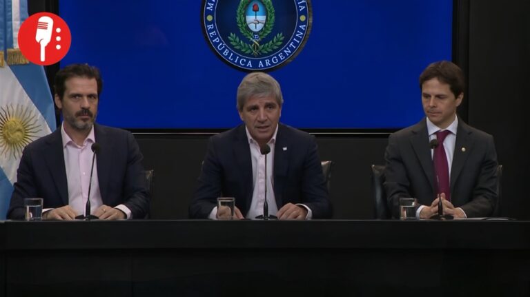 Caputo usa fondos de jubilados para créditos hipotecarios