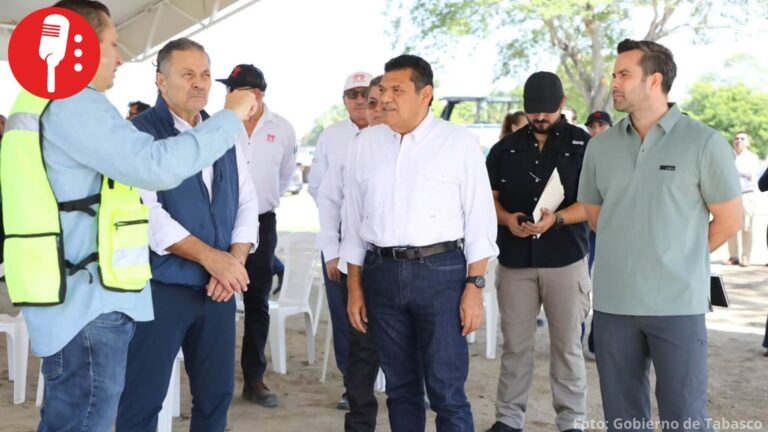 Javier May supervisa avance de complejo habitacional en Río Viejo