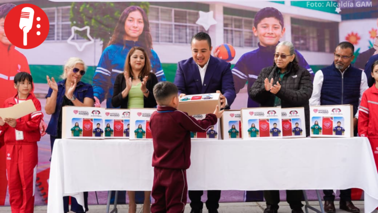 GAM entrega nuevamente 130 mil uniformes gratuitos