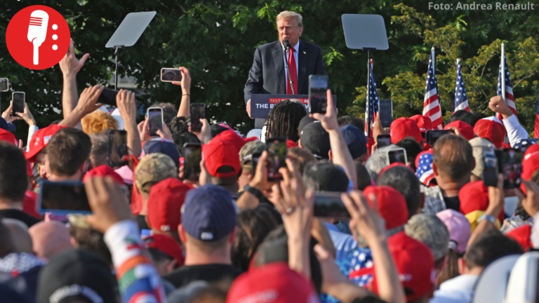Aprobación de Trump se desploma a 32% en su peor registro político