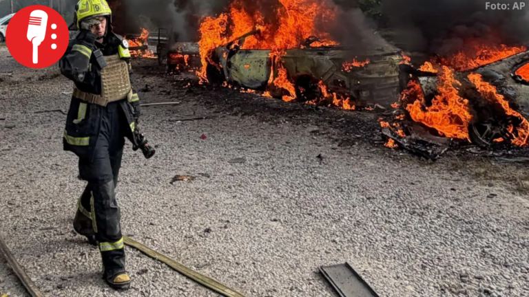 Ataques rusos dejan 18 heridos en Kiev; Ucrania golpea refinería cerca de moscú