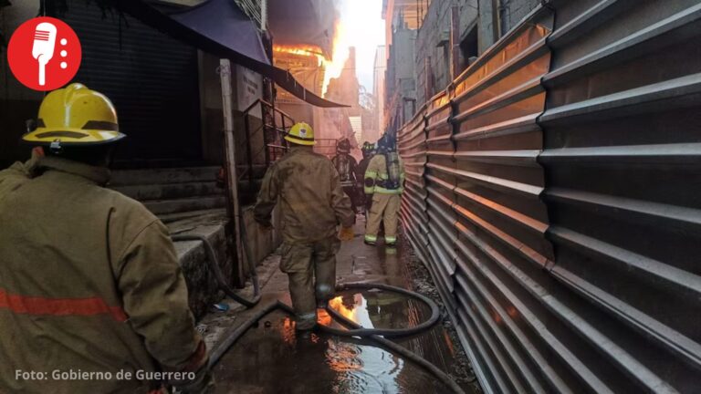 Incendio vuelve a golpear al Mercado Central de Acapulco; hay 95 locales afectados