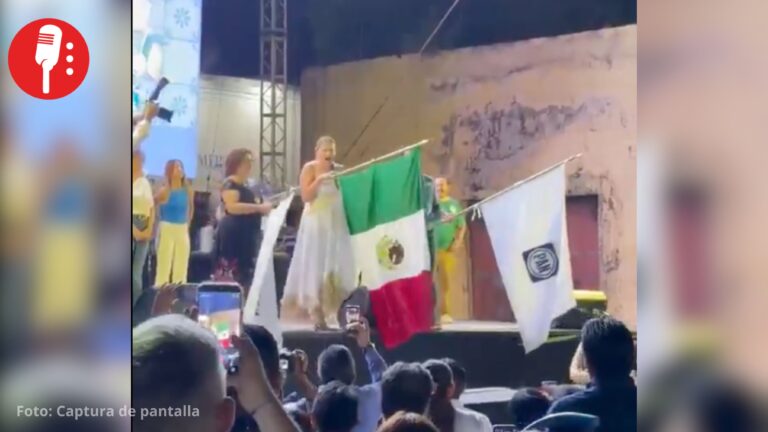 “Viva Acción Nacional”: Cecilia Patrón, alcaldesa de Mérida, en el Grito de Independencia